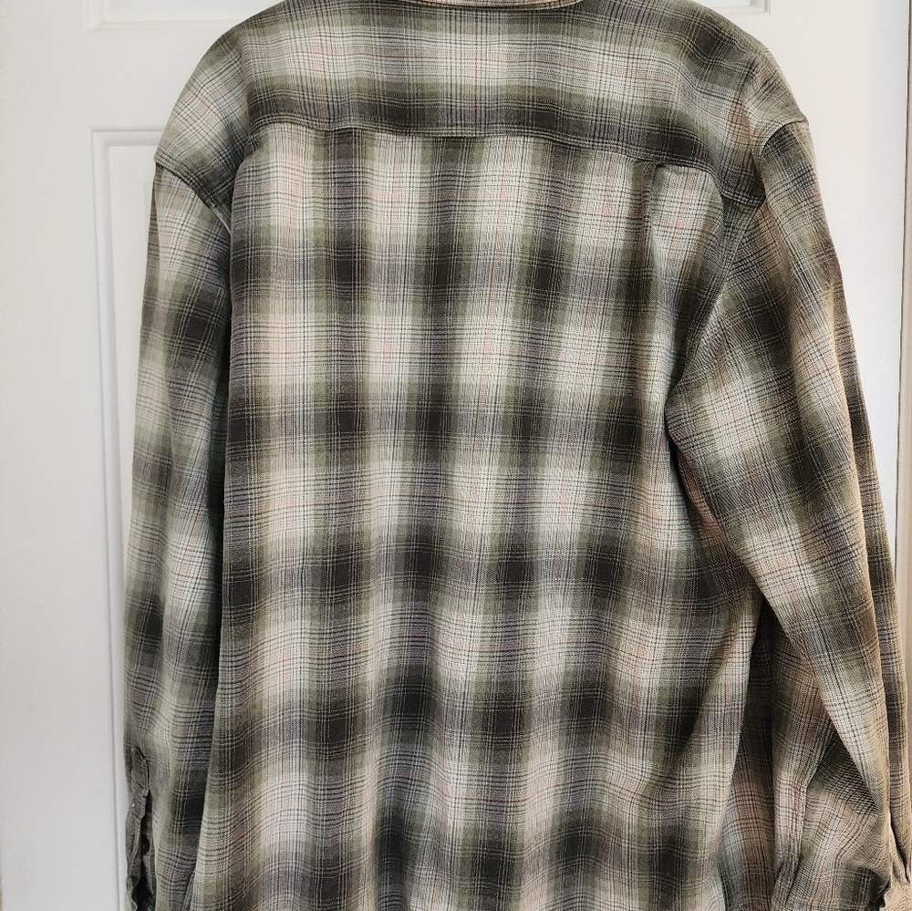 Carrhart Olive Plaid Heavyweight Flannel Size Xl Utility Work Wear Outdoors - Picture 6 of 11